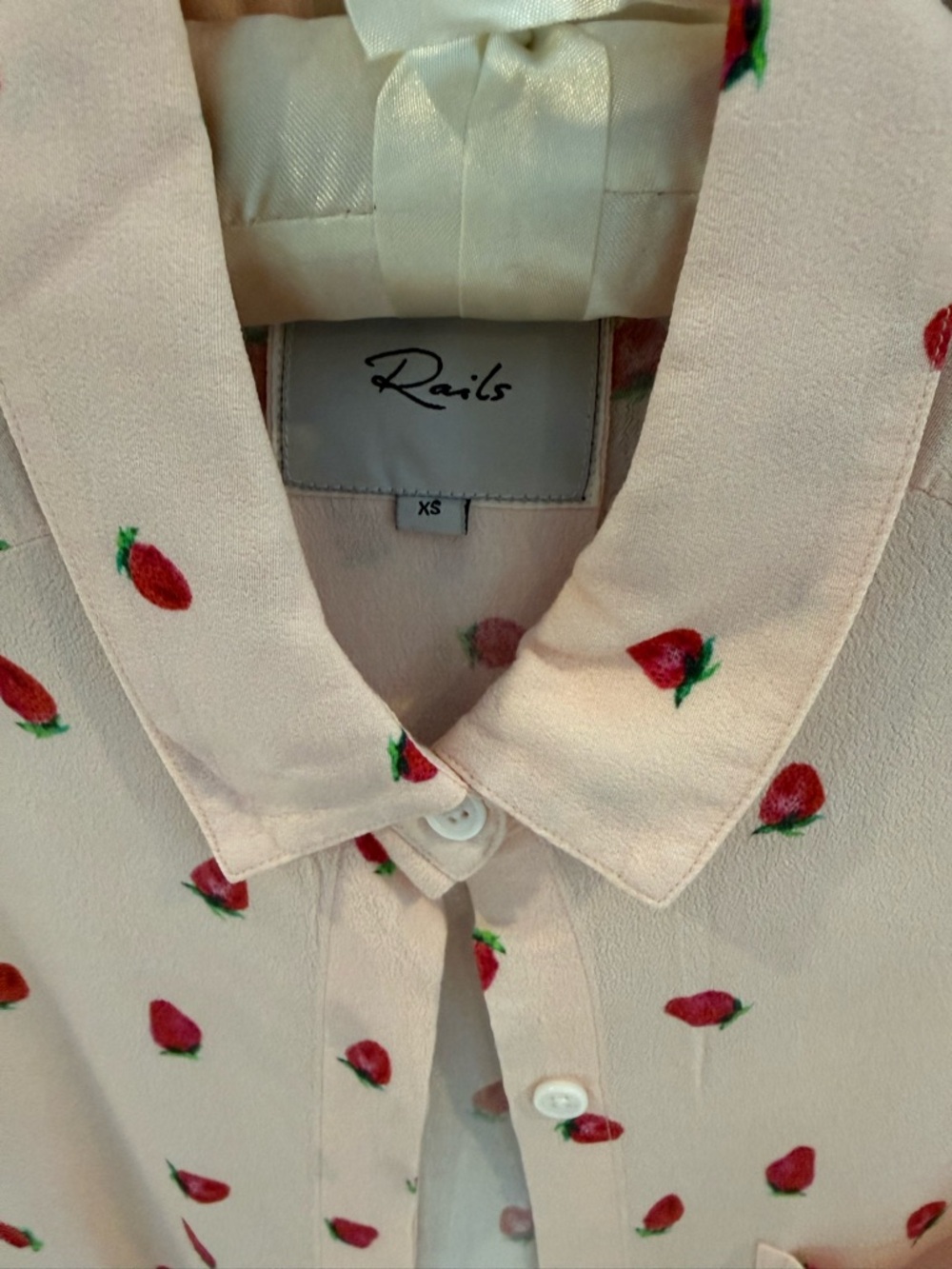 Rails Pale Pink Strawberry Print Collared Blouse, XS, ANTHROPOLOGIE